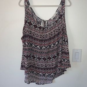 Keyhole multicolored shirt